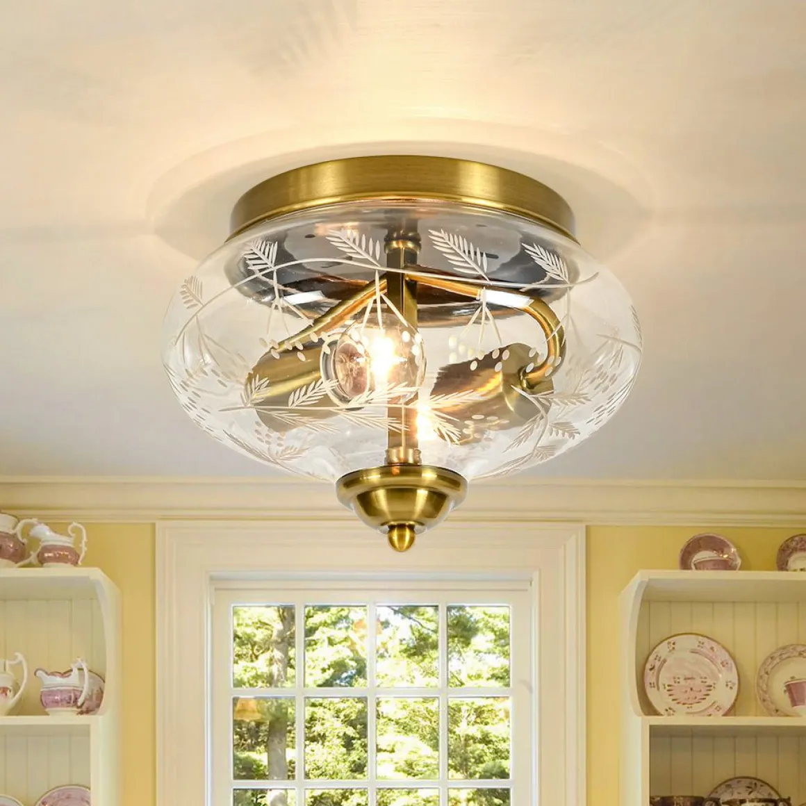Art Deco Mistletoe Pattern Etched Glass Round Flush Mount Light