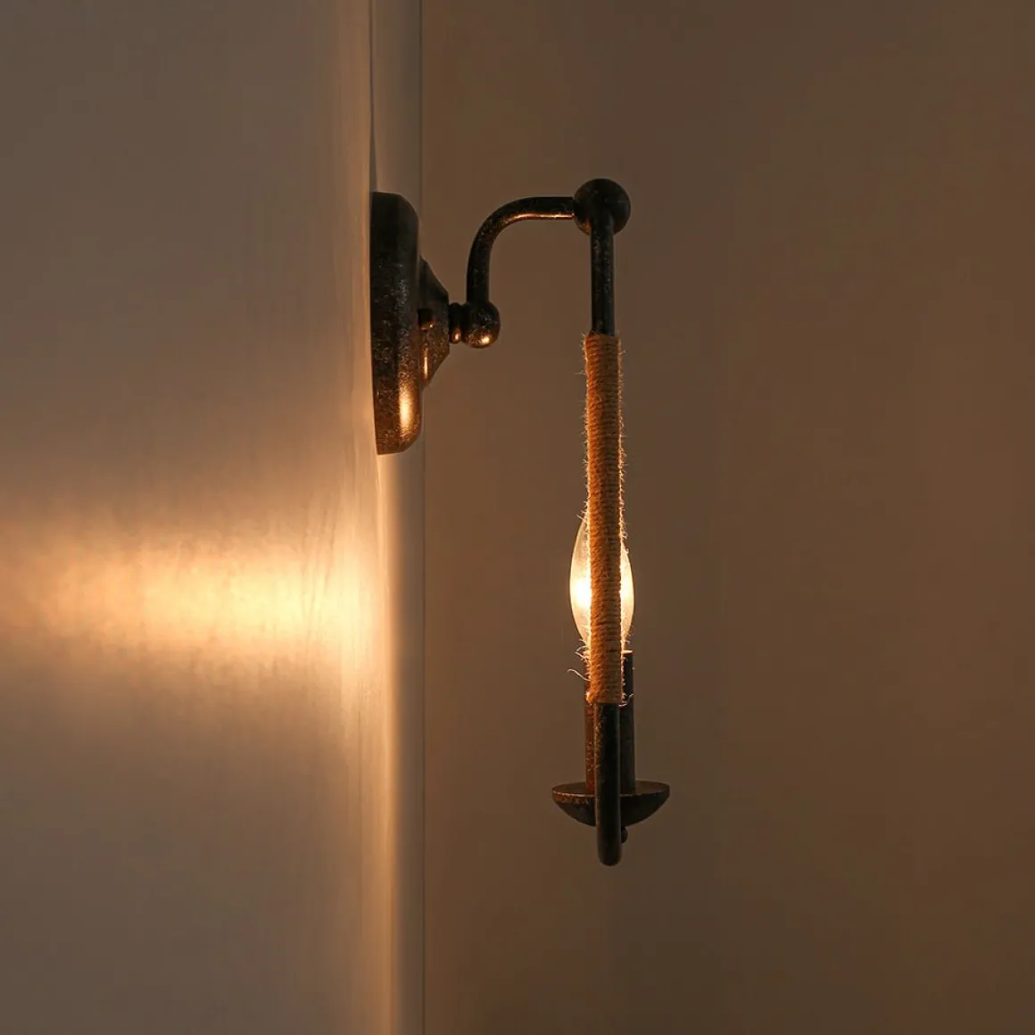 Barn 1-Light Hemp Rope Hanging Candle Style Wall Sconce
