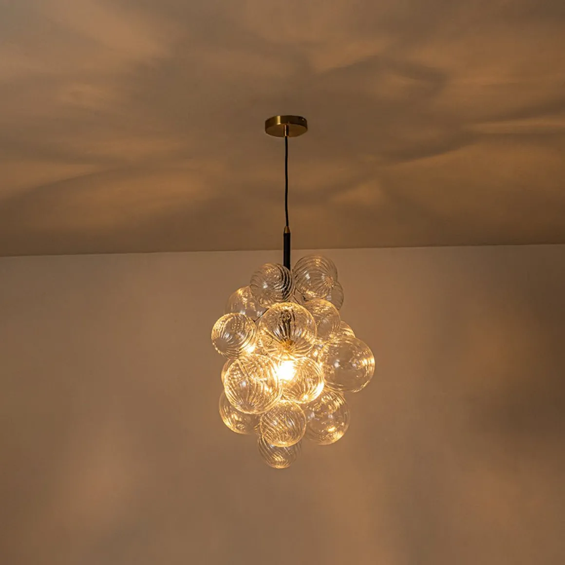 Dimmable Cluster Ribbed Glass Bubble Chandelier Pendant Light