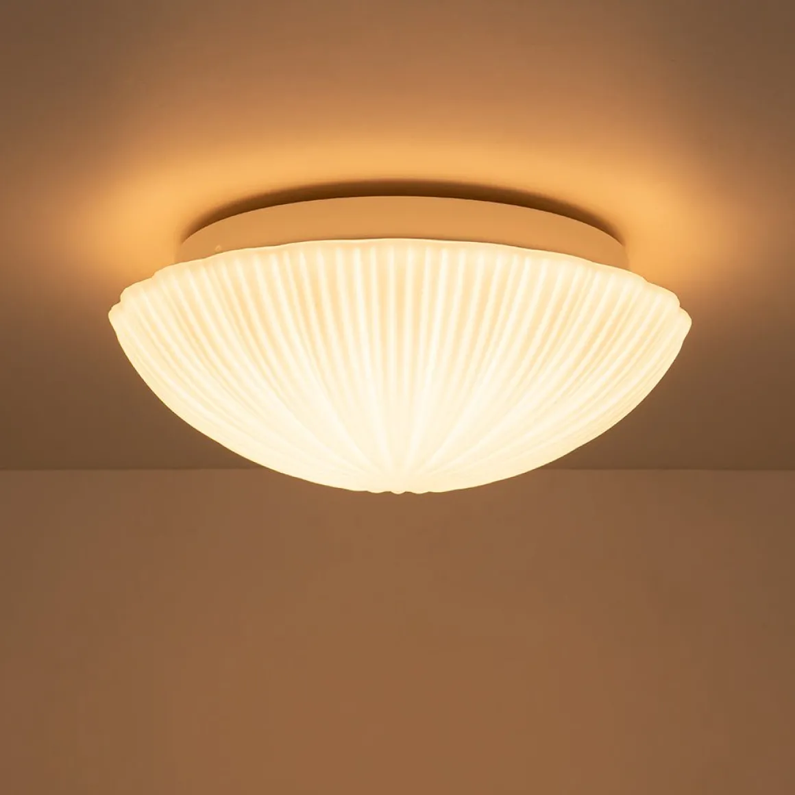 Dimmable LED White Ribbed Glass Scalloped Ceiling Light