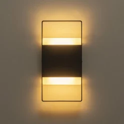 IP54 Minimalist Rectangle Dimmable LED Outdoor Wall Light