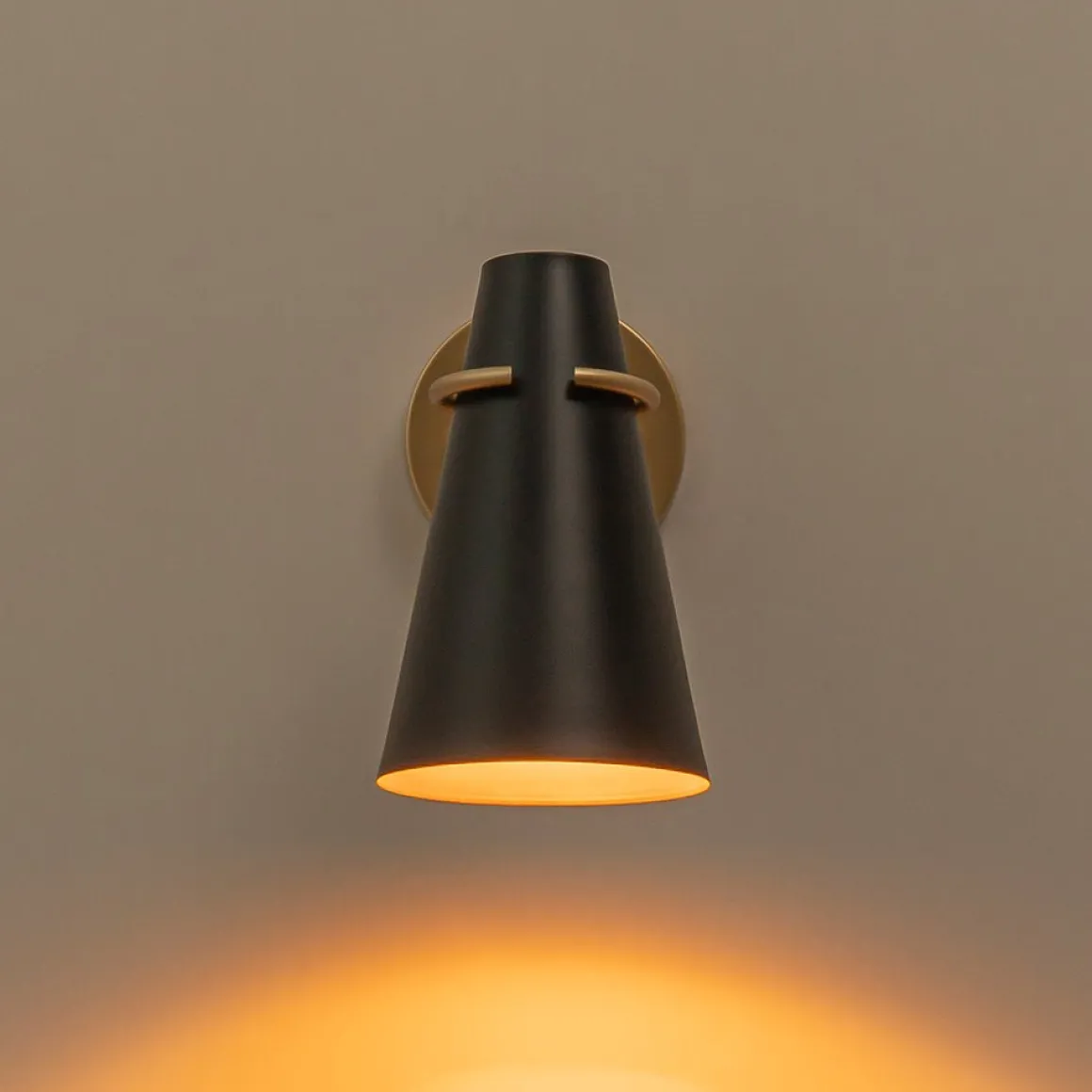 1-Light Adjustable Head Metal Cone Vanity Wall Sconce