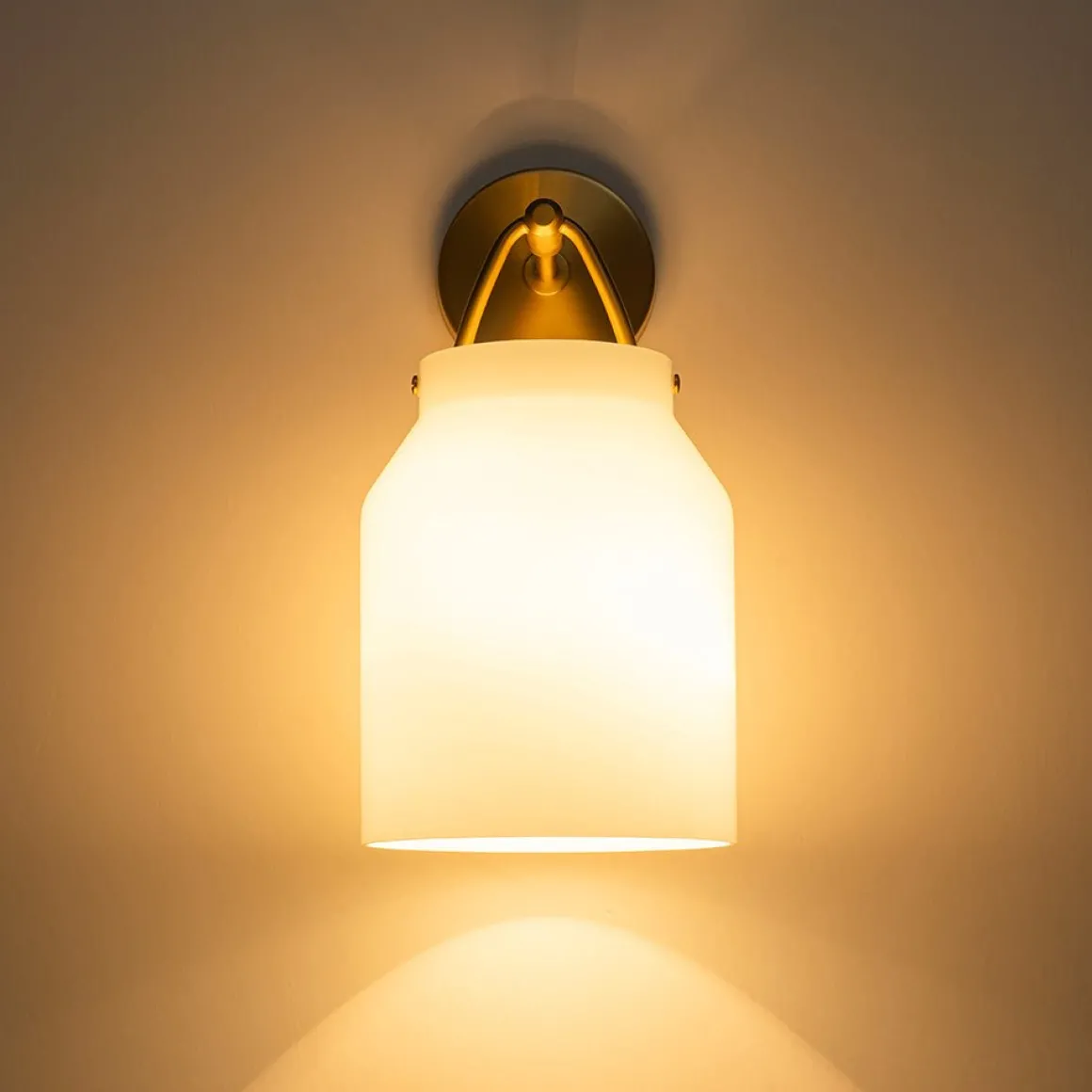 Mid-Century 1-Light Hanging Jar Shade Wall Sconce