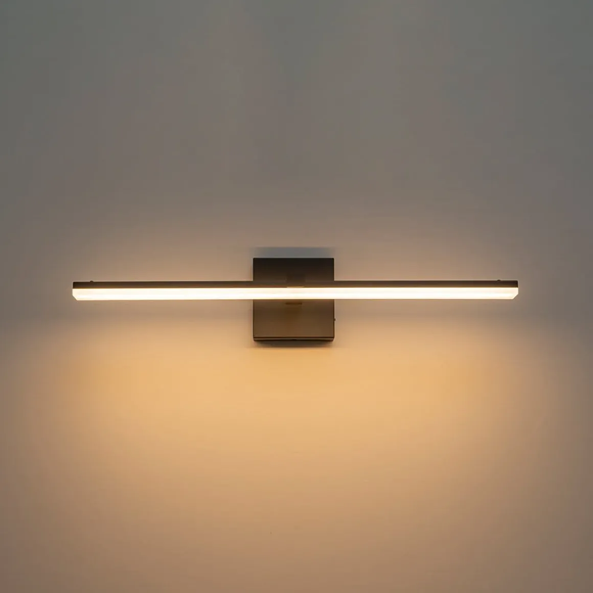 Minimalist Dimmable LED Linear Vanity Sconce Picture Light