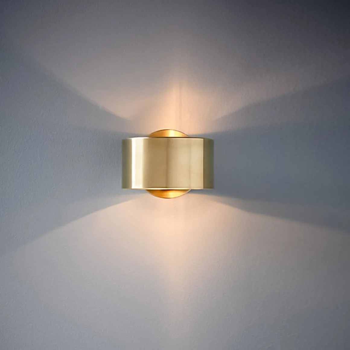 Minimalist 1-Light Brass Drum Wall Light