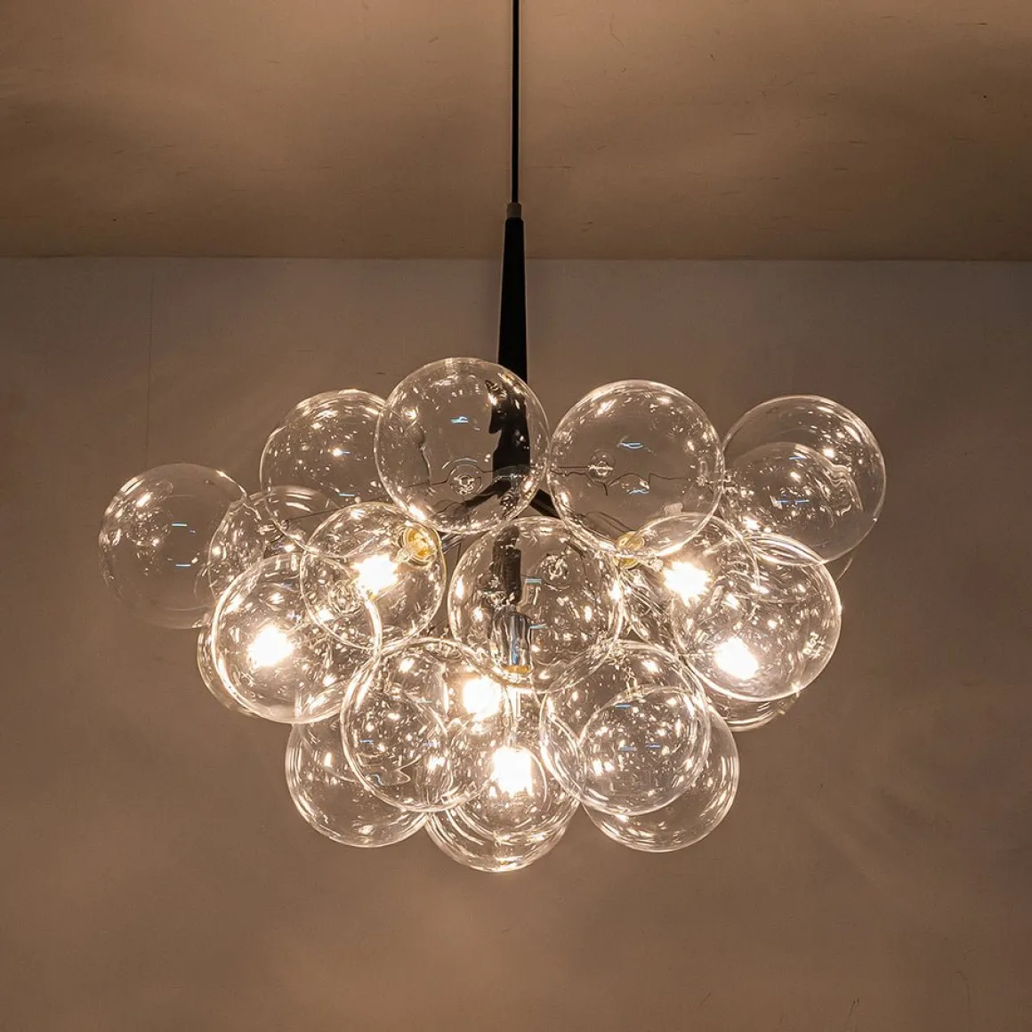 Modern Cluster Glass Globe Bubble Chandelier