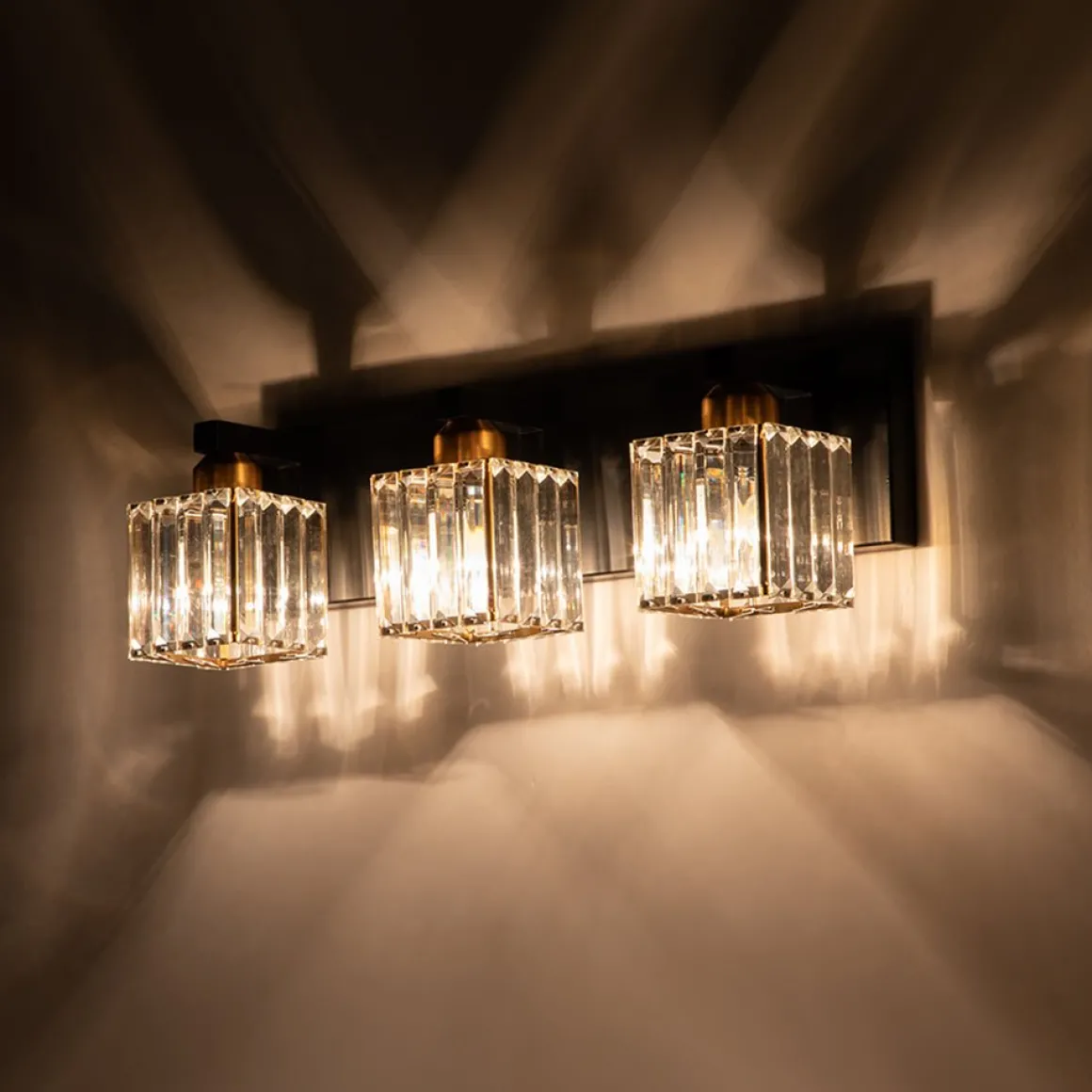 Modern Glam Crystal Bathroom Vanity Wall Lamp