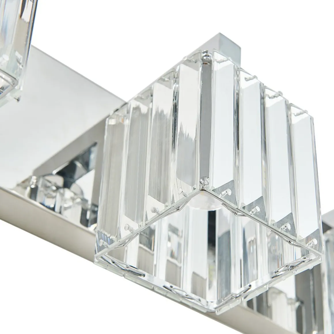 Modern Glam Crystal Bathroom Vanity Wall Lamp