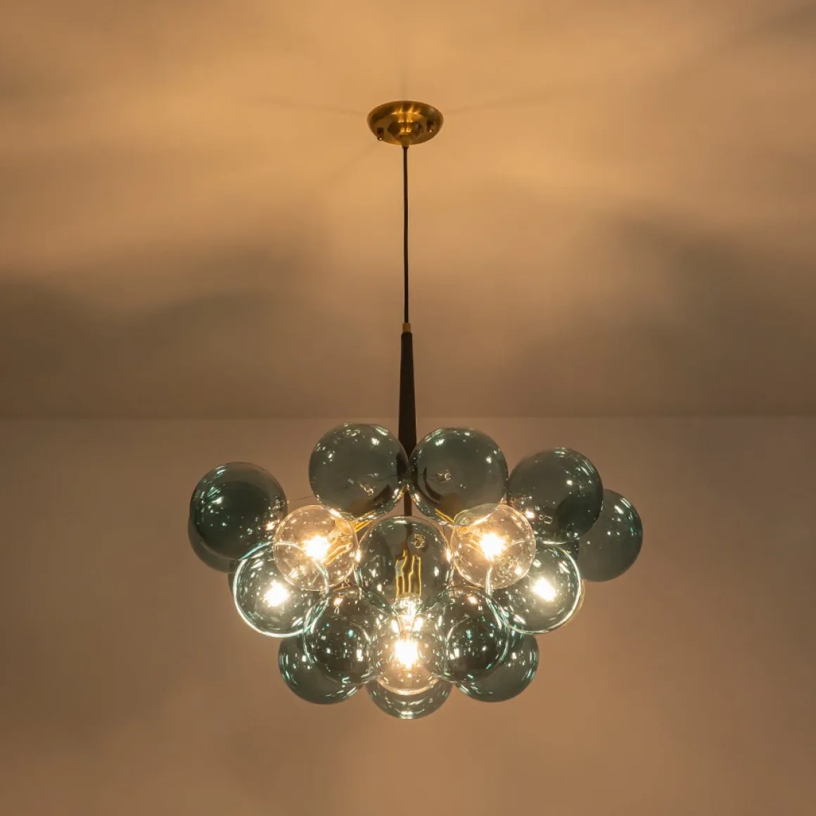 (OpenBox) Modern Cluster Blue Glass Globe Bubble Chandelier