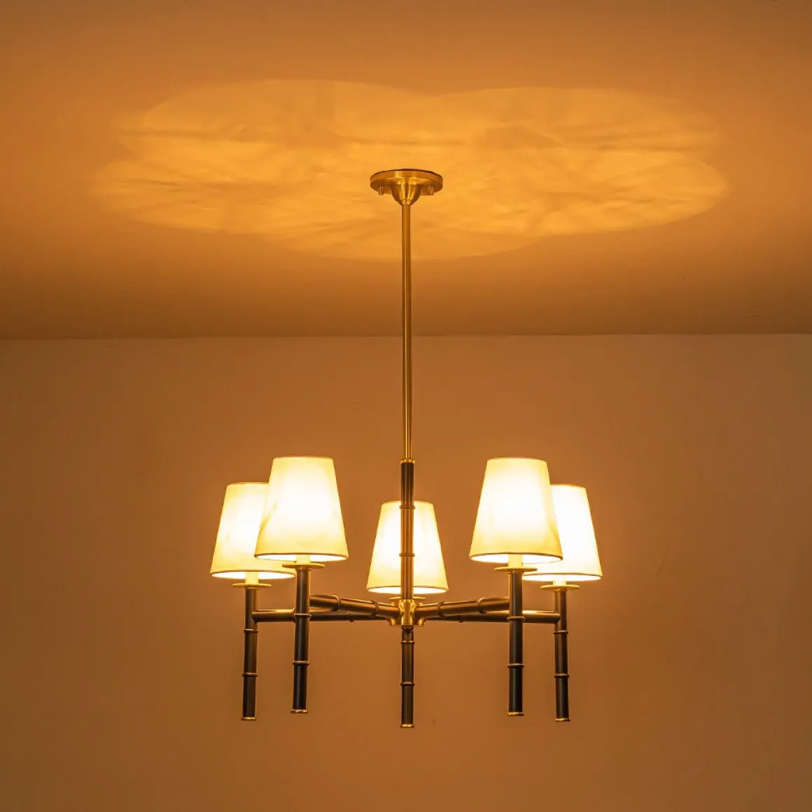 (OpenBox) Vintage Chic 5-Light White Linen Shade Chandelier