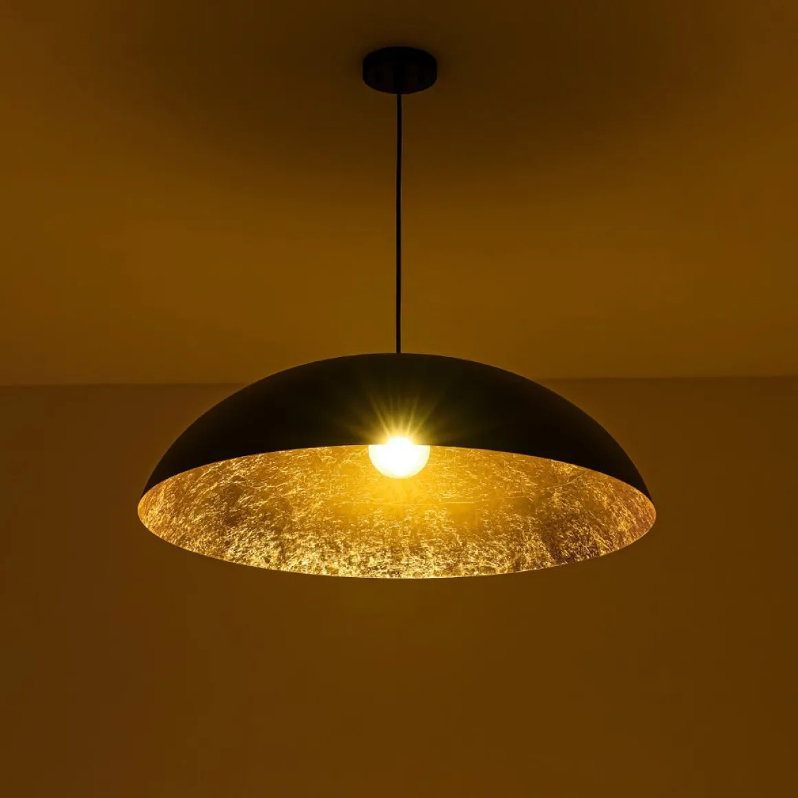 Scandinavian Retro Oversized Black Gold Flat Dome Metal Pendant