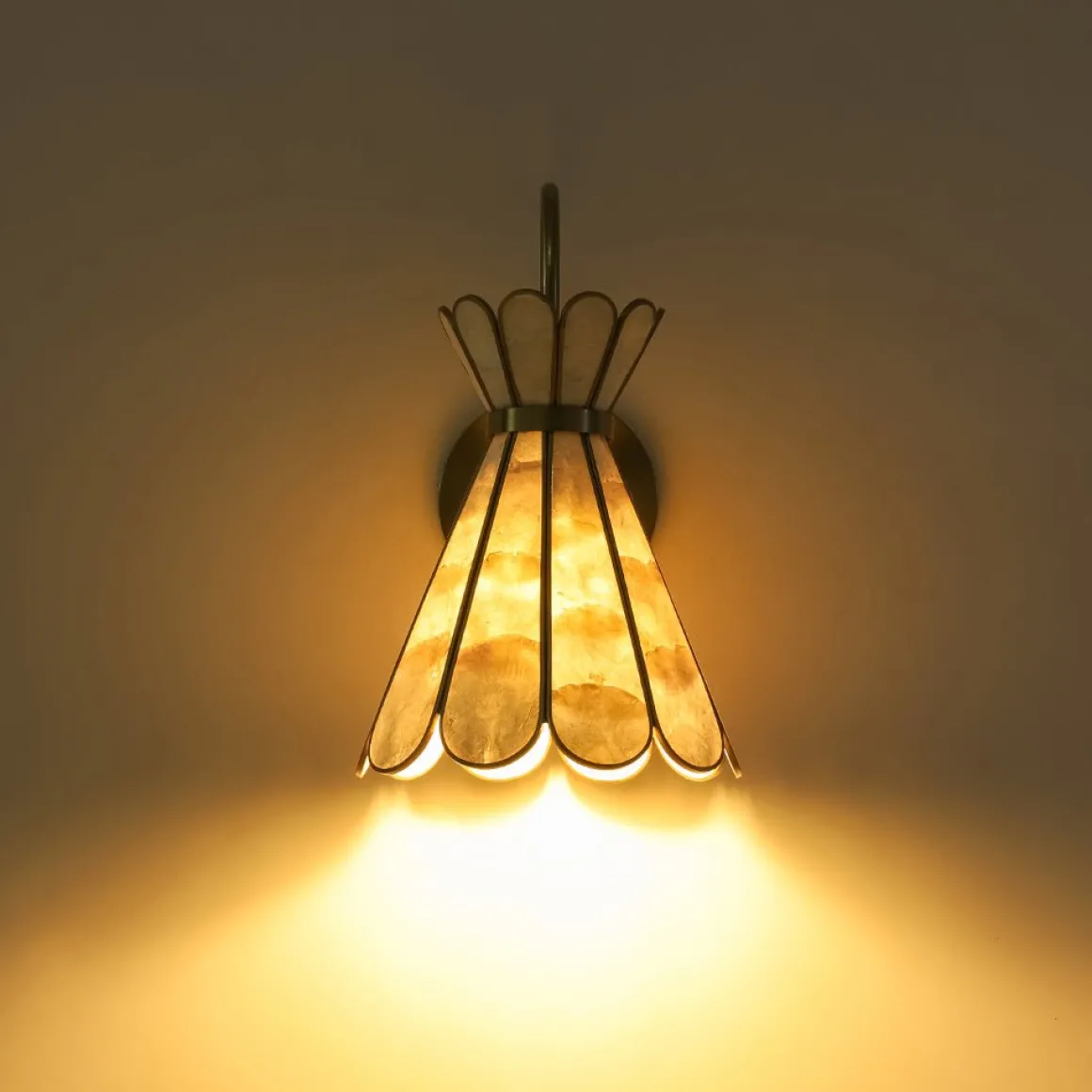 Sculptural Bloom 1-Light Brass Capiz Shell Glass Wall Sconce