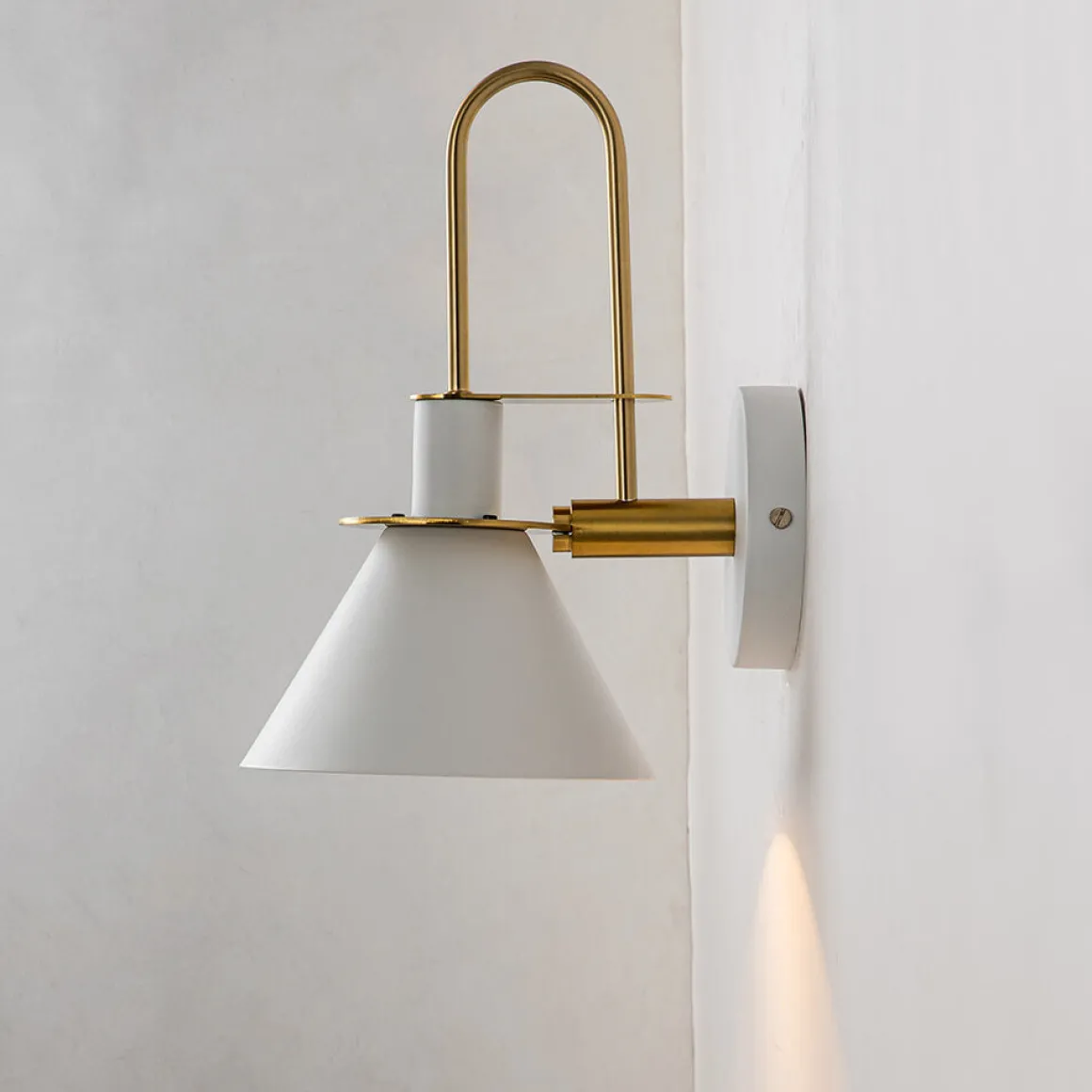 Single Cone Mid-century Wall Light Wall Sconce