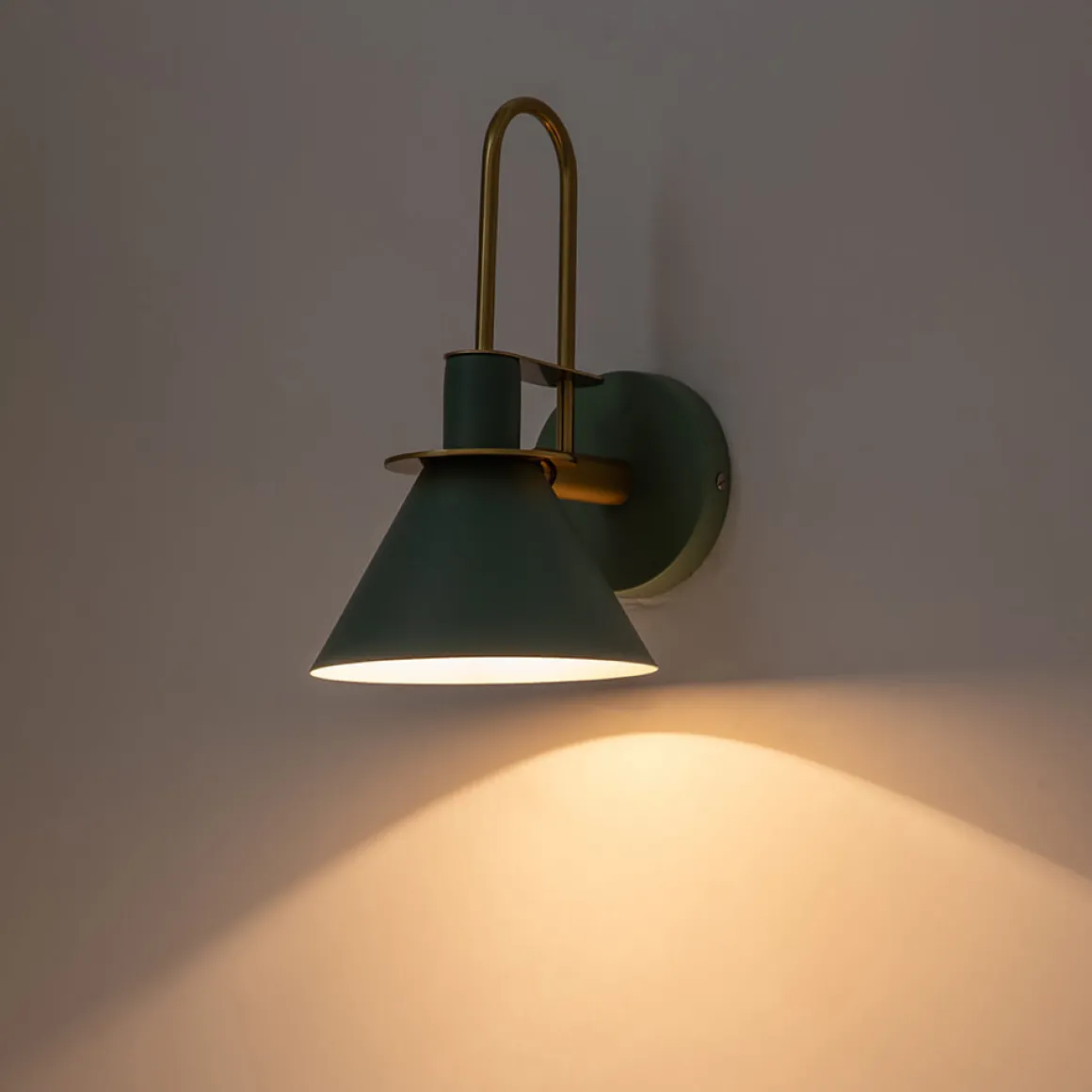 Single Cone Mid-century Wall Light Wall Sconce